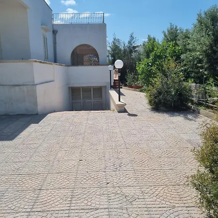 Feriehus Bifamiliare A 30 M Dal Mare Marina di Mancaversa