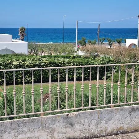 Hébergement de vacances Bifamiliare A 30 M Dal Mare *